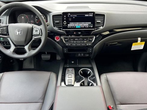 New 2026 Honda Ridgeline Black Edition image 4