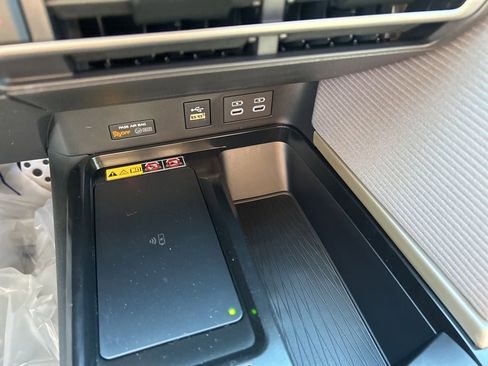 New 2026 Toyota Camry SE image 5