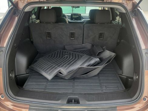 Used 2023 Chevrolet Blazer LT image 30