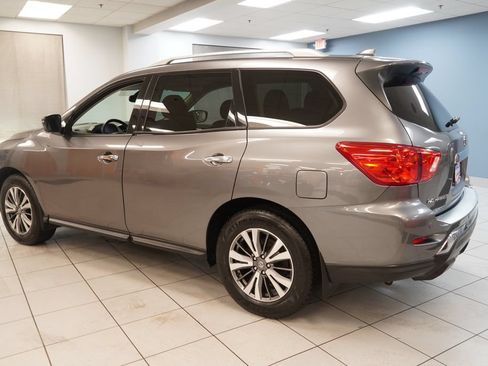 Used 2020 Nissan Pathfinder SV AWD/4WD image 7