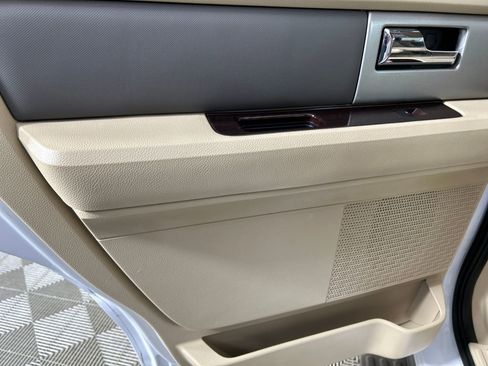 Used 2014 Ford Expedition XLT w/ Equipment Group 202A image 16