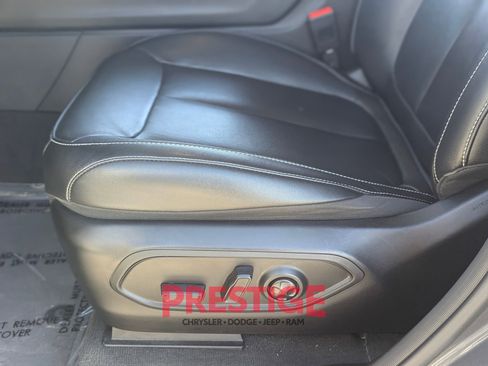 Used 2022 Jeep Grand Cherokee Limited w/ Trailer Tow Prep Group (B) image 29