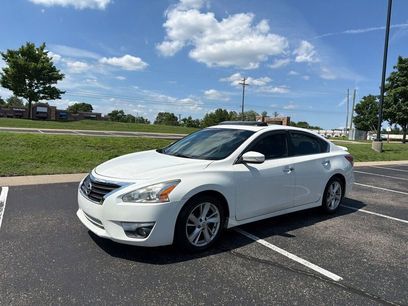 Used 2013 Nissan Altima 2.5 SV w/ 2.5SV Convenience Pkg