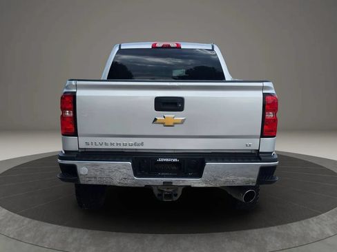 Used 2017 Chevrolet Silverado 2500 LT AWD/4WD image 4