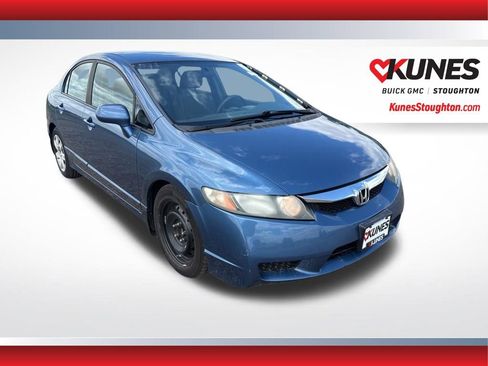 Used 2010 Honda Civic LX image 2