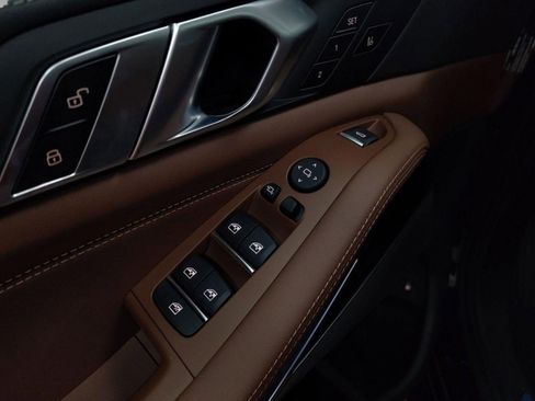 New 2026 BMW X5 xDrive50e image 12