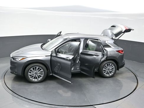 Used 2025 INFINITI QX50 Luxe image 27