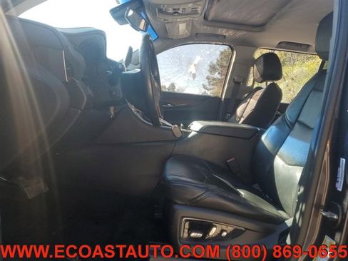Used 2015 Cadillac Escalade Luxury image 7