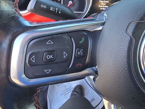 Used 2021 Jeep Wrangler Unlimited Rubicon AWD/4WD image 11