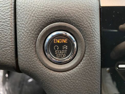 Used 2018 Ford Taurus SHO w/ Driver Assist Package AWD/4WD image 28