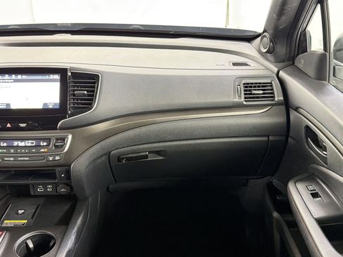 Certified 2024 Honda Passport TrailSport image 29