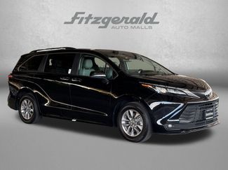 Certified 2026 Toyota Sienna XLE FWD 360° Tour