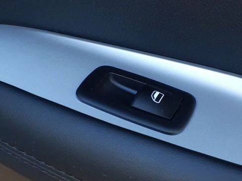 Used 2019 Dodge Journey SE w/ Connectivity Group image 35