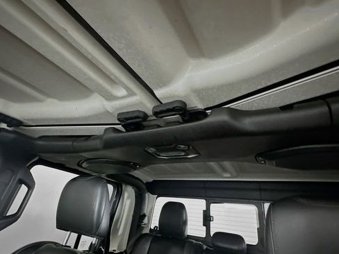 Used 2021 Jeep Gladiator Mojave image 21