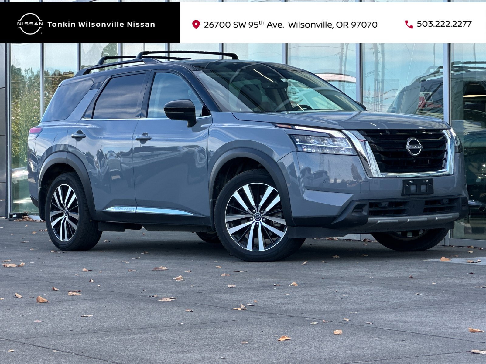 Used 2024 Nissan Pathfinder Platinum AWD/4WD image 1