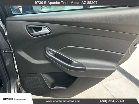 Used 2016 Ford Focus SE image 31