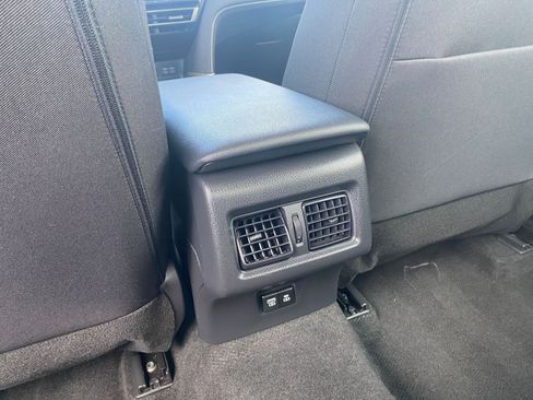 Used 2025 Toyota Camry LE image 24