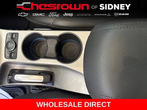Used 2016 Ford C-MAX Energi SEL w/ Equipment Group 302A FWD image 19