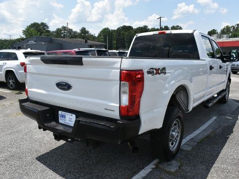 Used 2017 Ford F250 XL w/ Power Equipment Group AWD/4WD image 5