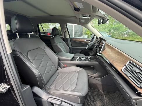 Certified 2024 Volkswagen Atlas SE AWD/4WD image 13
