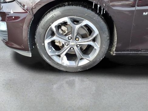 Used 2020 Chevrolet Malibu LT image 14