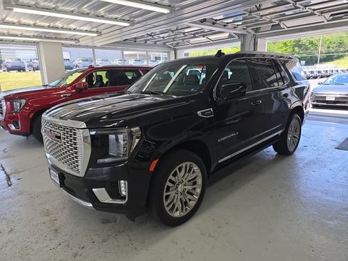 Used 2023 GMC Yukon Denali w/ Max Trailering Package AWD/4WD image 2