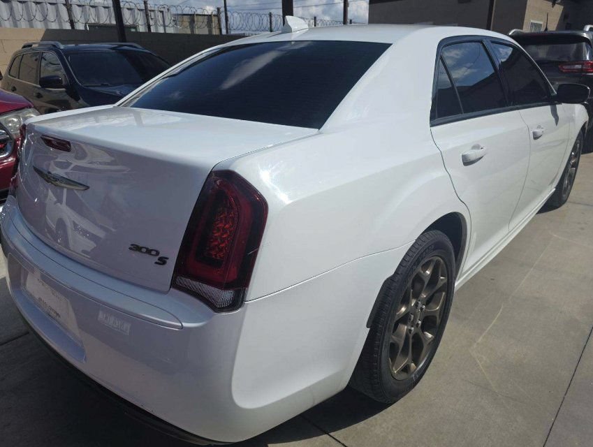 Used 2016 Chrysler 300 S AWD/4WD image 3
