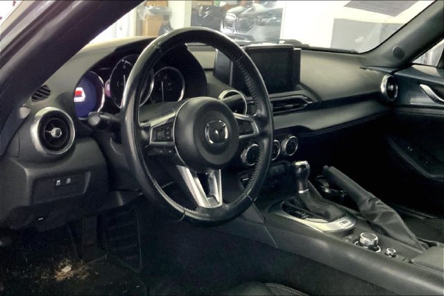 Used 2020 MAZDA MX-5 Miata RF Grand Touring RWD image 7