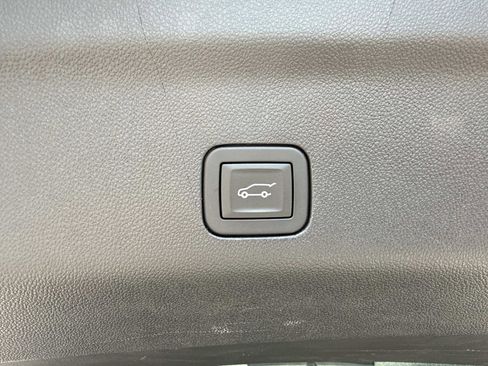 Used 2025 Chevrolet Tahoe RST w/ Comfort Package RWD image 35
