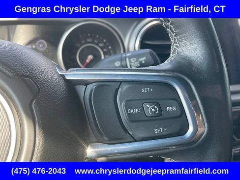 Used 2022 Jeep Gladiator Rubicon w/ LED Lighting Group AWD/4WD image 49