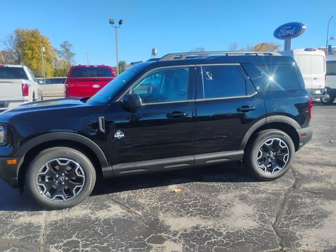 New 2025 Ford Bronco Sport Outer Banks w/ Outer Banks Tech Package+ image 2