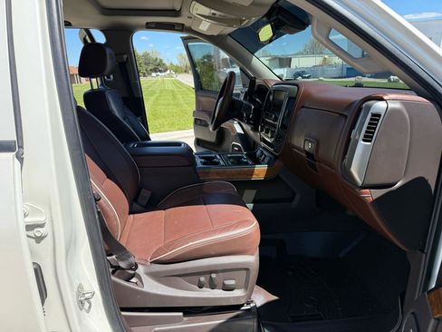 Used 2014 Chevrolet Silverado 1500 High Country w/ High Country Premium Package AWD/4WD image 25