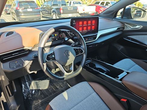 Used 2023 Volkswagen ID.4 2WD image 15