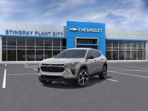 New 2026 Chevrolet Trax RS w/ Driver Confidence Package FWD image 8