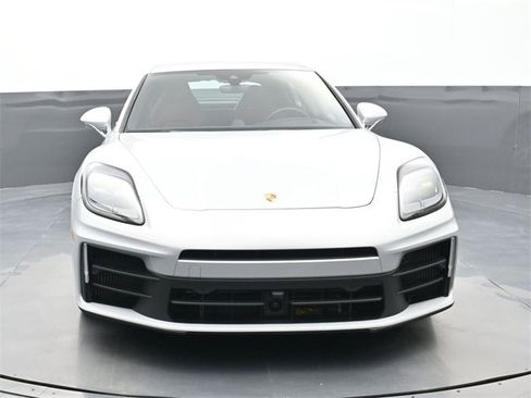 Used 2025 Porsche Panamera 4 image 26