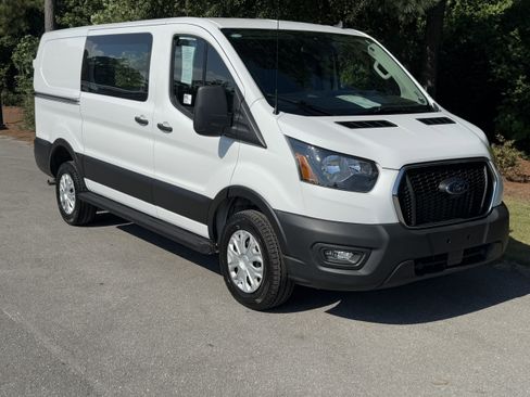Used 2024 Ford Transit 250 Low Roof w/ Exterior Upgrade Package image 31