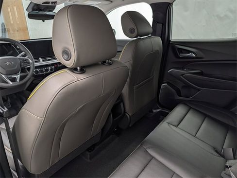 New 2026 Chevrolet Trax ACTIV w/ Driver Confidence Package image 13