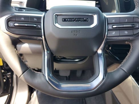 New 2026 GMC Canyon Denali AWD/4WD image 13
