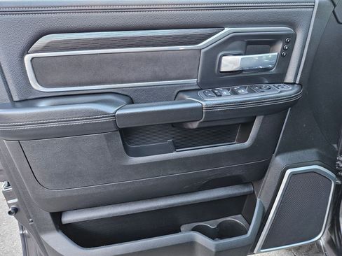 Used 2024 RAM 2500 Laramie w/ Night Edition image 16