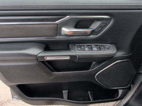 Used 2024 RAM 1500 Laramie image 29