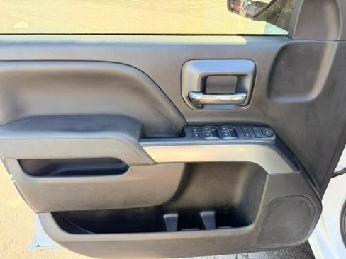 Used 2018 Chevrolet Silverado 1500 LT w/ Trailering Package AWD/4WD image 28