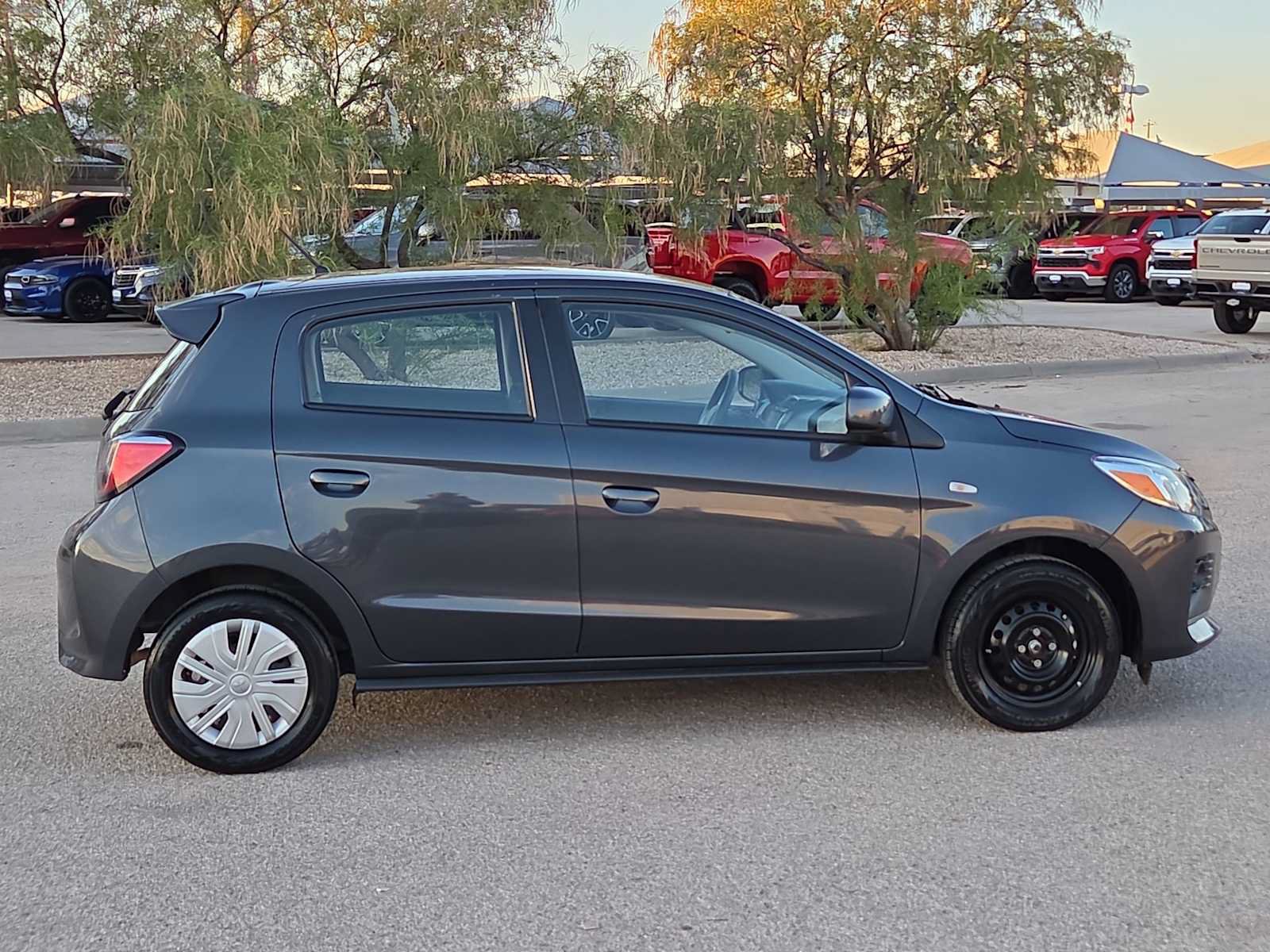 Used 2024 Mitsubishi Mirage ES FWD image 9