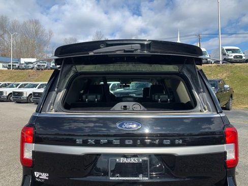 Certified 2024 Ford Expedition XLT image 30