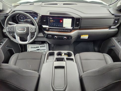 New 2025 GMC Sierra 1500 SLE w/ Preferred Package image 10