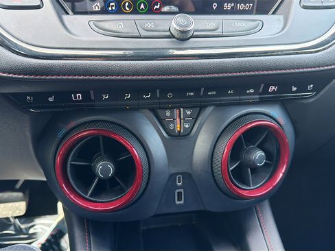 Used 2019 Chevrolet Blazer RS image 32