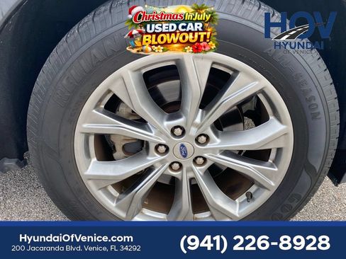 Used 2020 Ford Explorer XLT w/ Equipment Group 202A RWD image 16