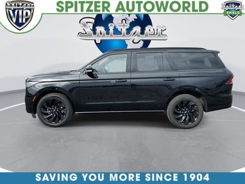 Used 2025 Lincoln Navigator Reserve w/ Jet Appearance Package AWD/4WD image 6