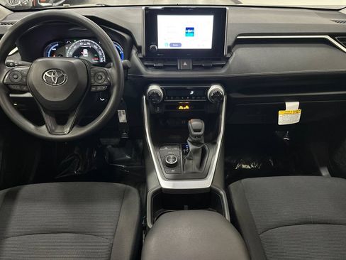 Used 2025 Toyota RAV4 LE AWD/4WD image 15