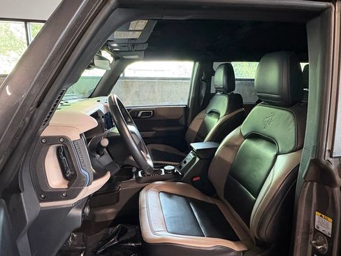 Used 2023 Ford Bronco Wildtrak AWD/4WD image 5