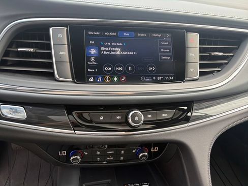 Used 2023 Buick Enclave Essence w/ Experience Buick Package AWD/4WD image 20